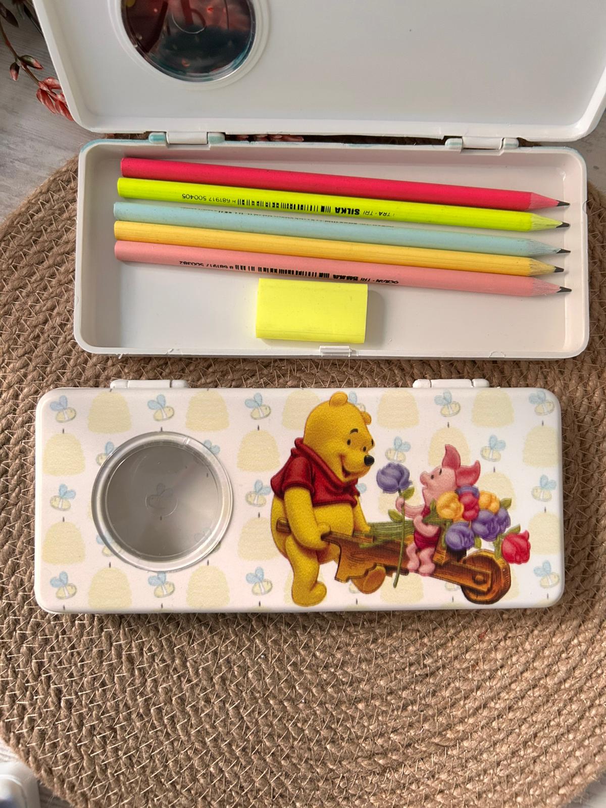 WİNNİE THE POOH TEMALI PLASTİK  KALEMLİK