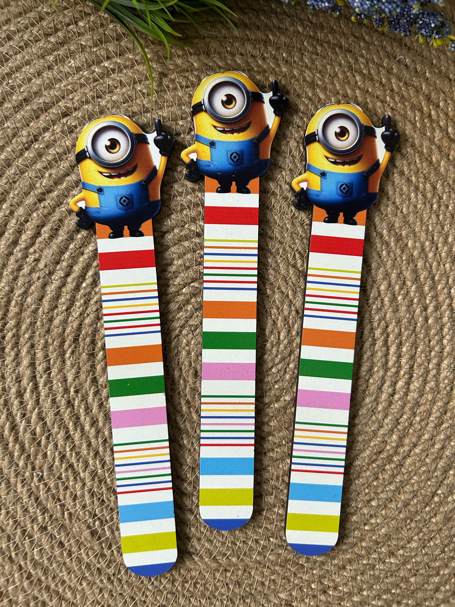 Ahşap Kitap Ayraçları -Minions Temalı