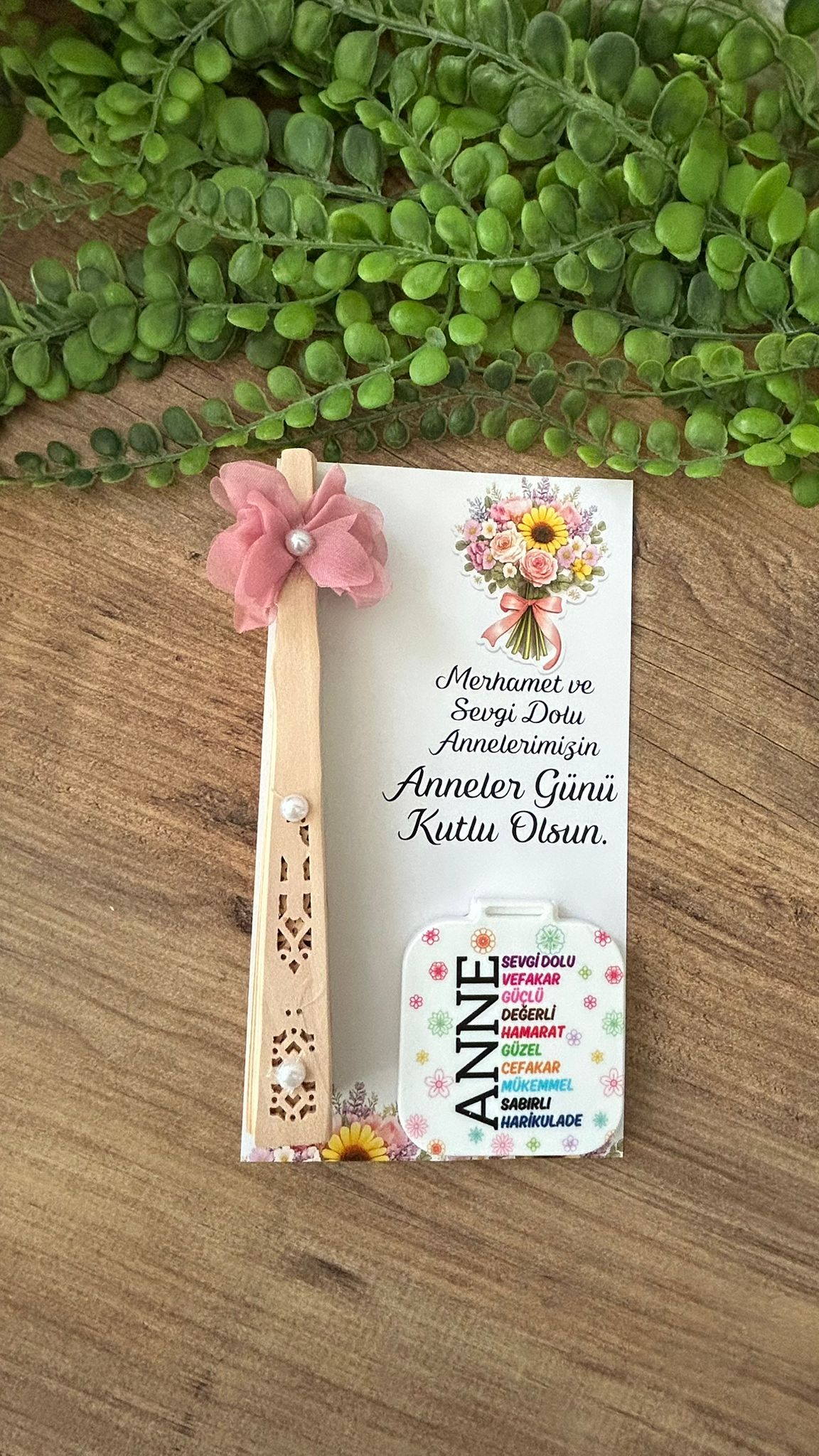 Anneye Özel  Yelpaze ve Cep Aynası