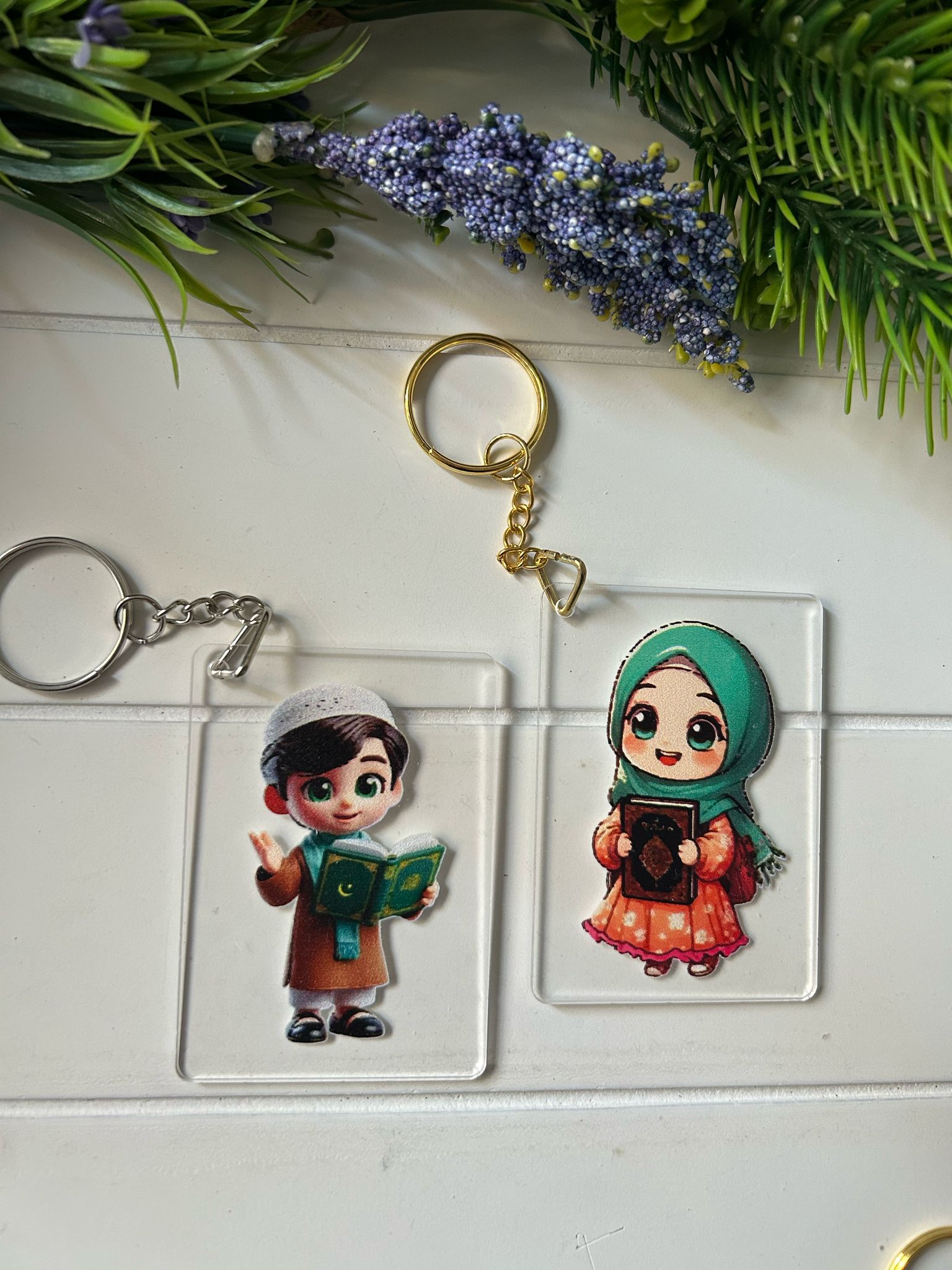 Kuran Okuyorum  5x7 cm Pleksi Anahtarlık