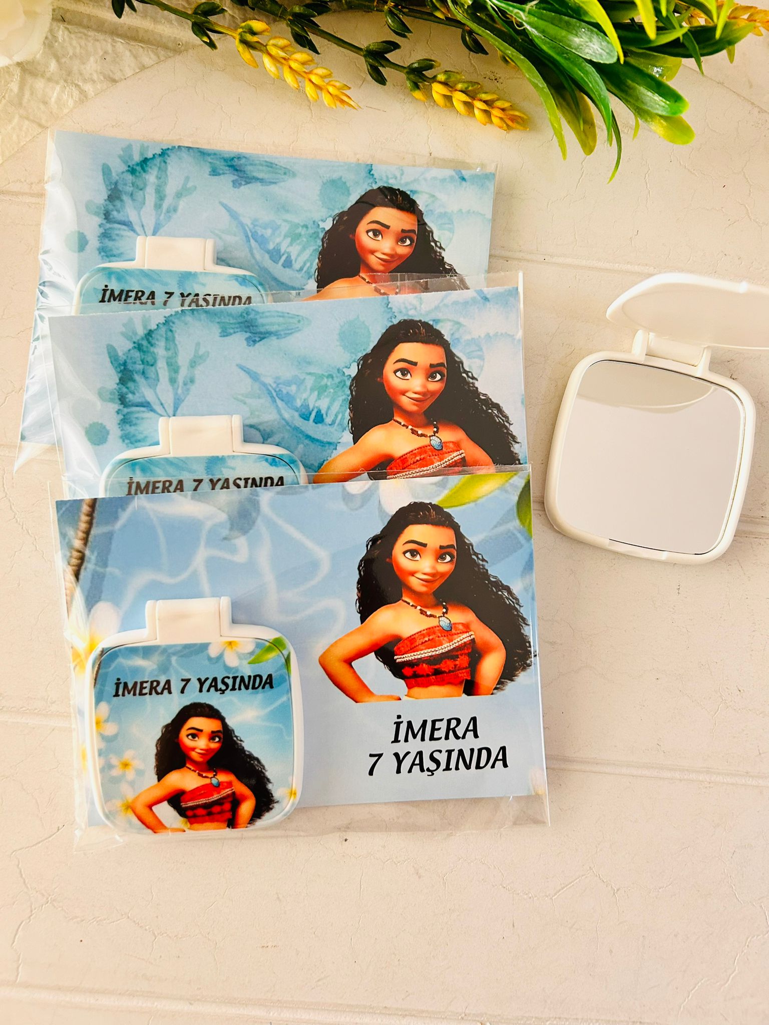 Moana Temalı Kare Pleksi Ayna