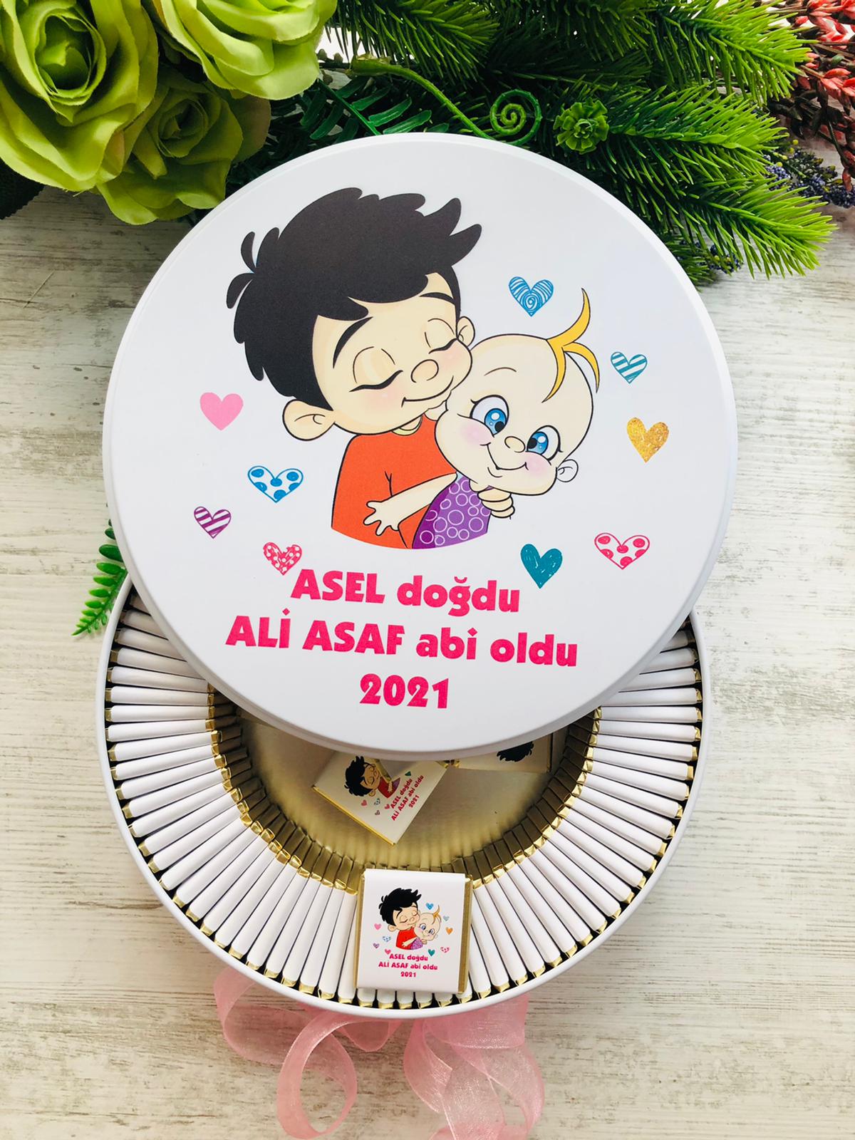 ABİ KIZ KARDEŞ TEMALI ÇİKOLATA KUTUSU