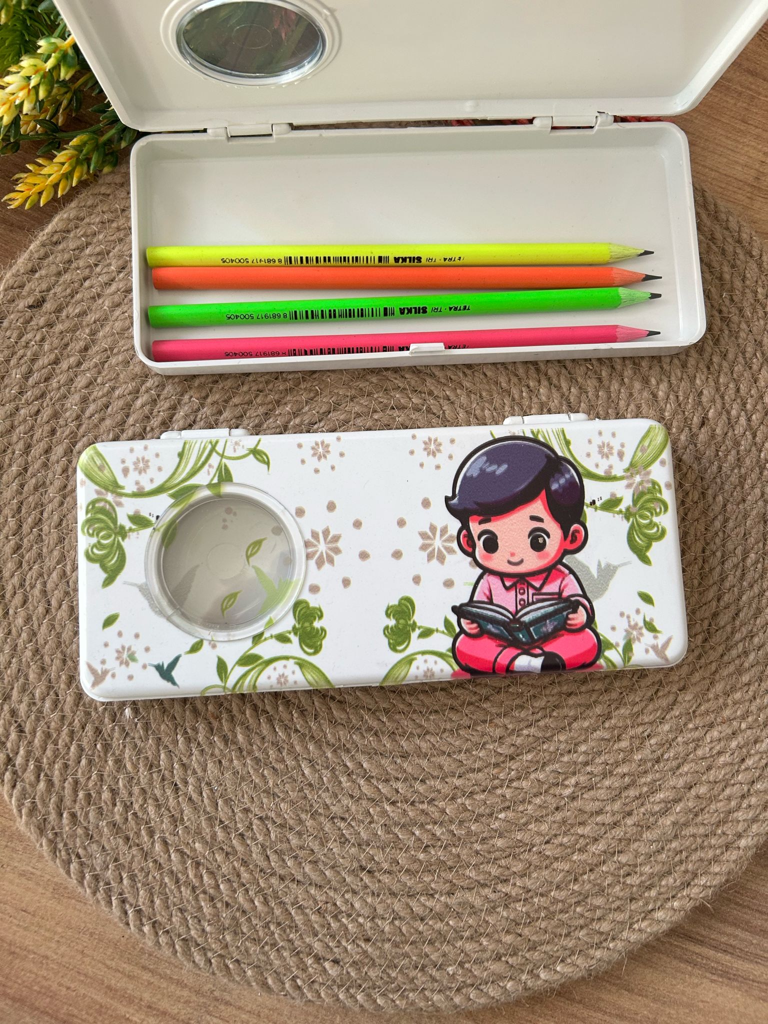 KURAN OKUYORUM  ERKEK ÇOCUK TEMALI PLASTİK  KALEMLİK