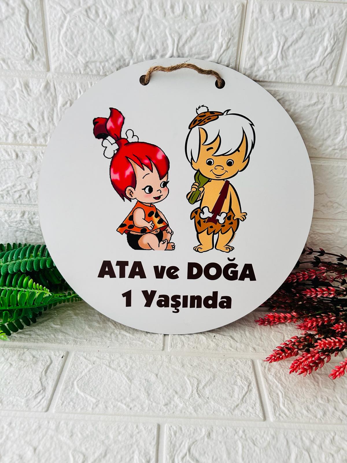 38 cm Ahşap Kapı Süsü-Abi Kardeş Çakıl ve Bambam