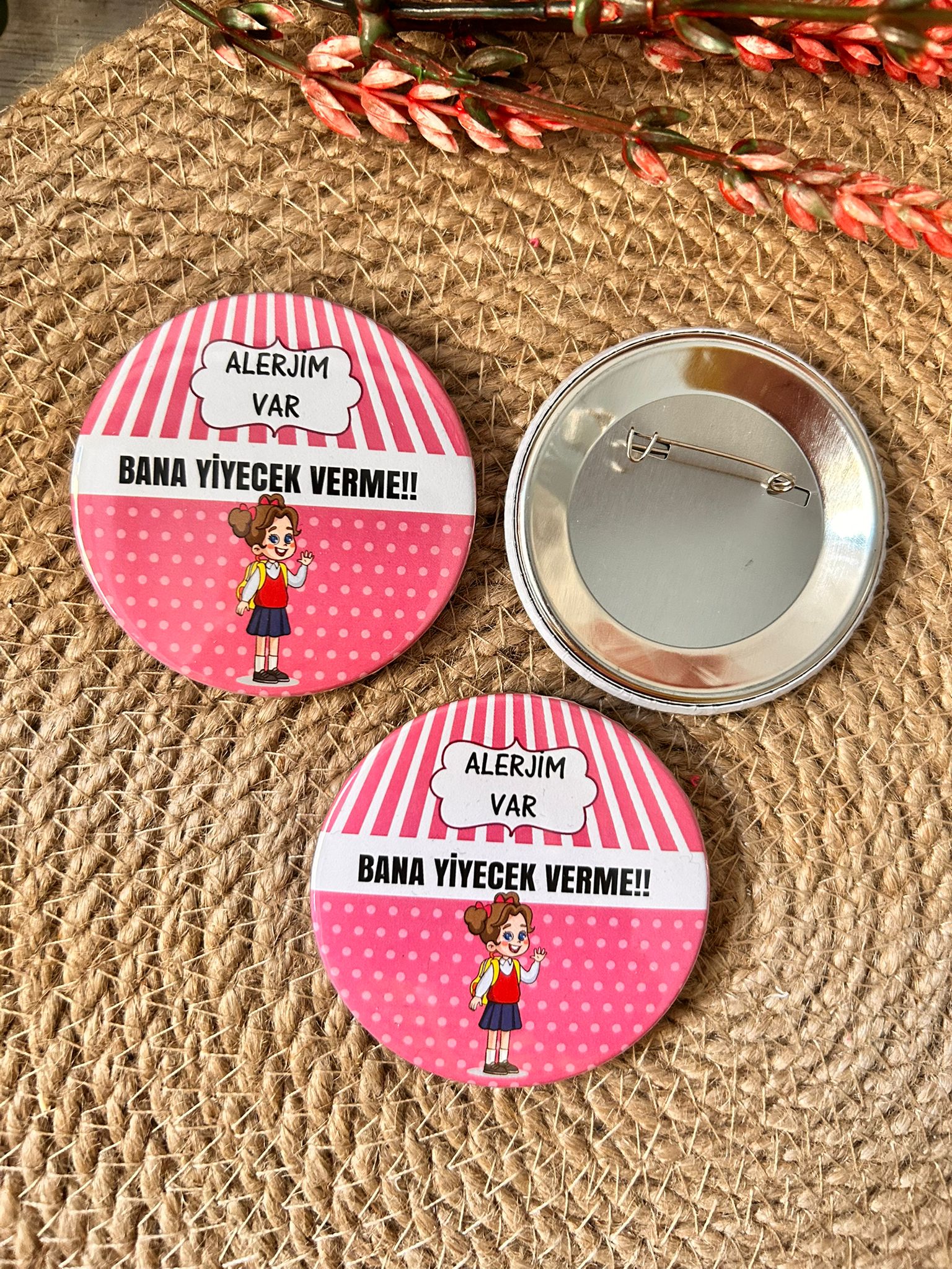 ALERJİM VAR TEMALI  İĞNELİ ROZET