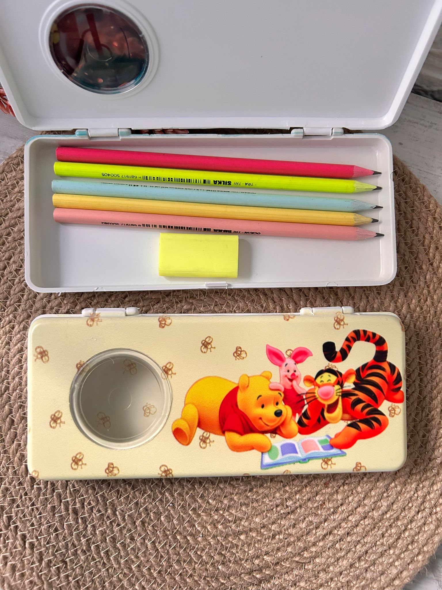 WİNNİE THE POOH TEMALI PLASTİK  KALEMLİK
