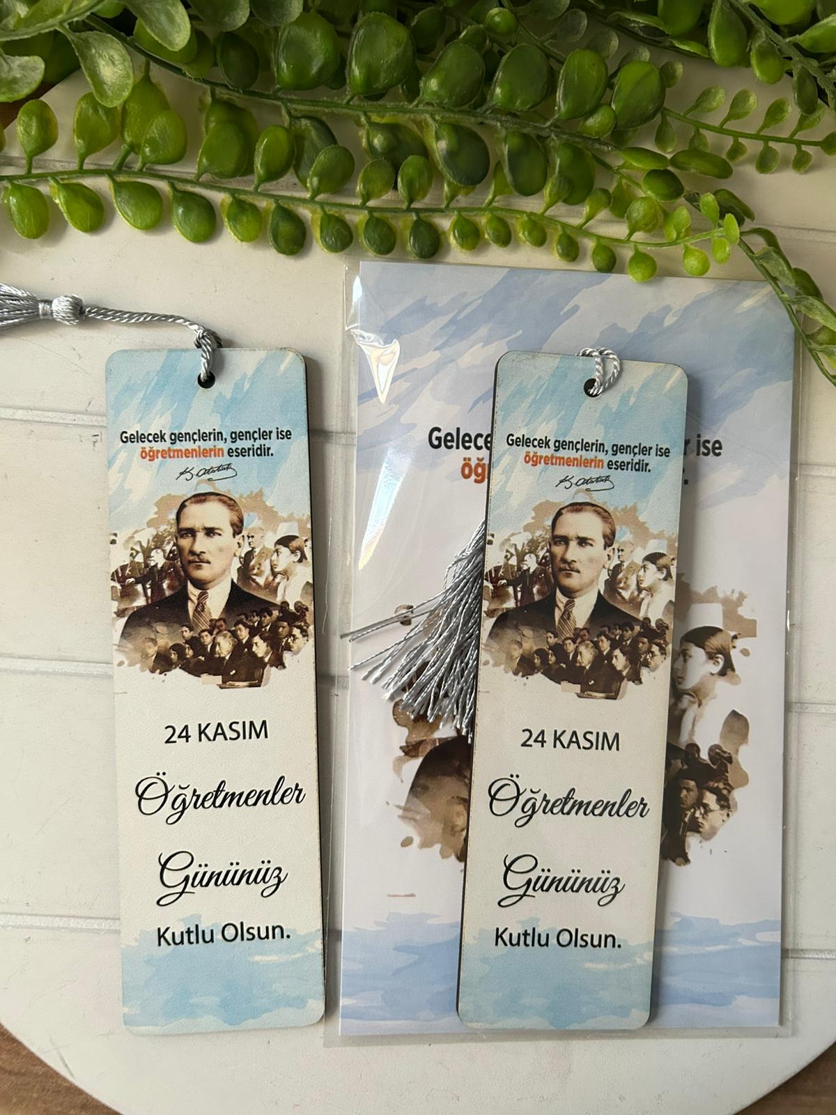 Öğretmenler Günü Ahşap Kitap Ayracı