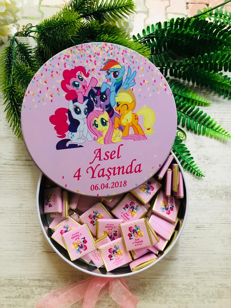 PONNY TEMALI ÇİKOLATA KUTUSU