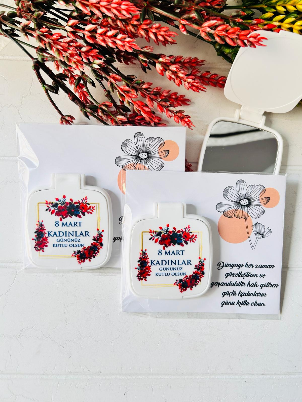 Anneler Günü  Temalı Kare Pleksi Ayna