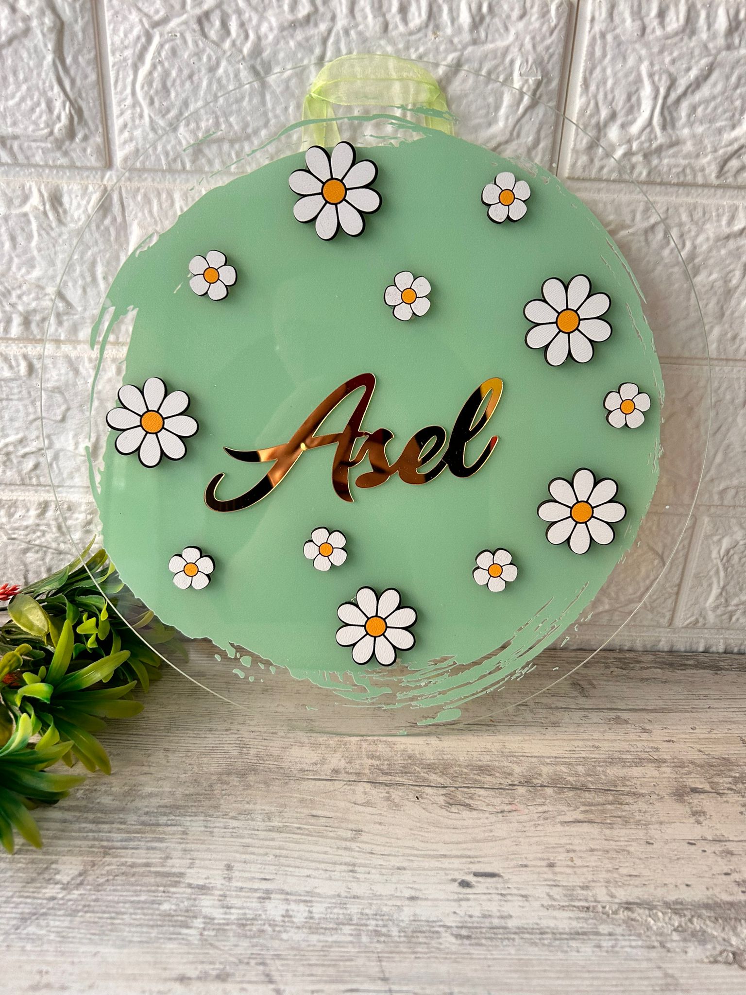 AHŞAP FİGÜRLÜ  PLEKSİ KAPI SÜSÜ 30 CM  PAPATYA