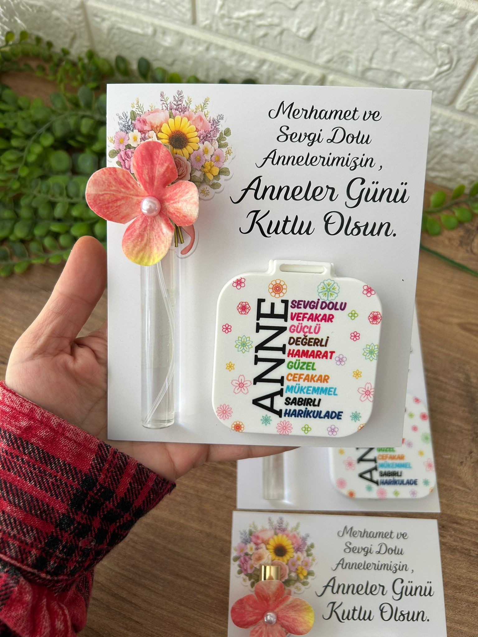 Anneye Özel  Ayna ve Kolonya Set