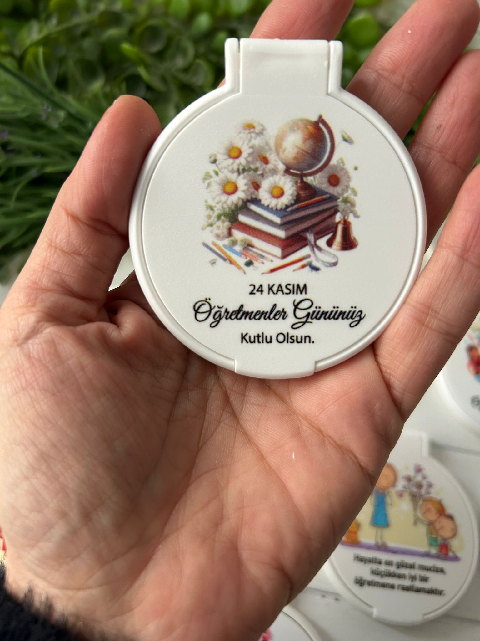 Öğretmenler Günü   Temalı Yuvarlak Pleksi Ayna