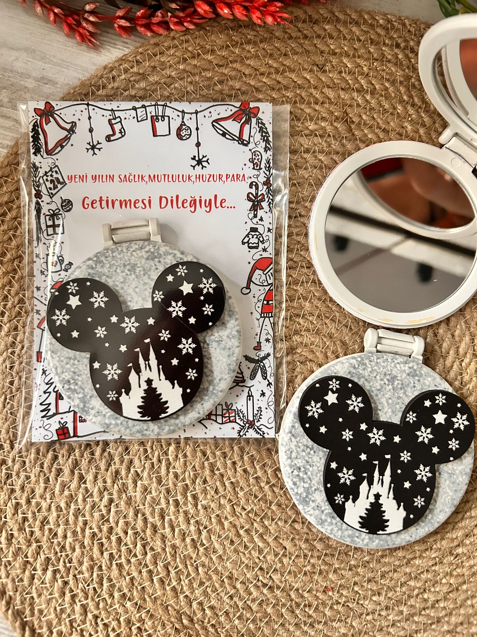 Ahşap Figürlü Ayna Mickey