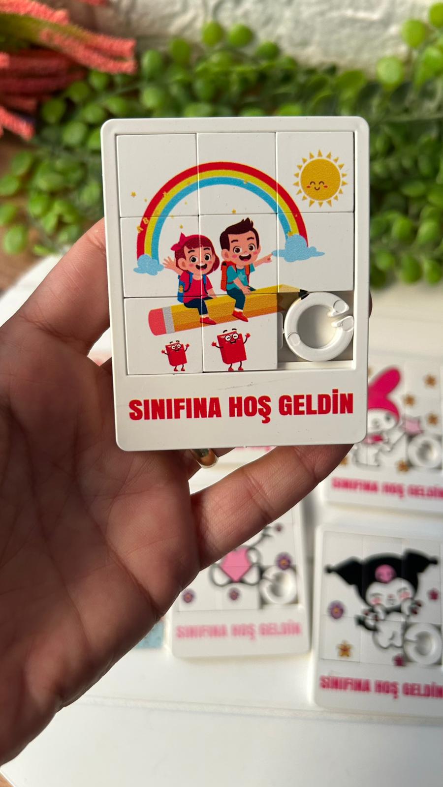 Okul-Öğrenci-Tatil Temalu Puzzle