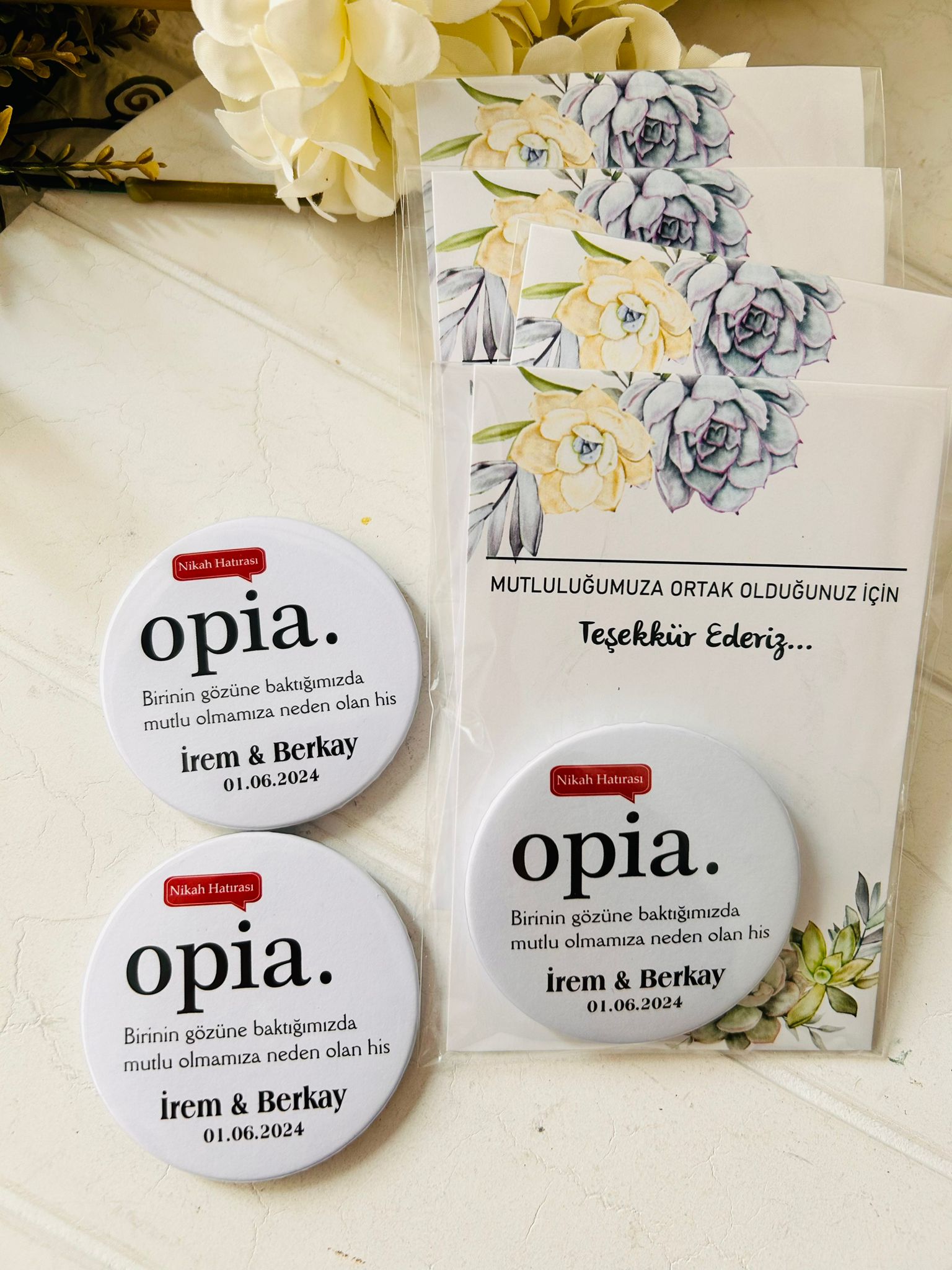 Opia  Buton  Açacaklı Magnet
