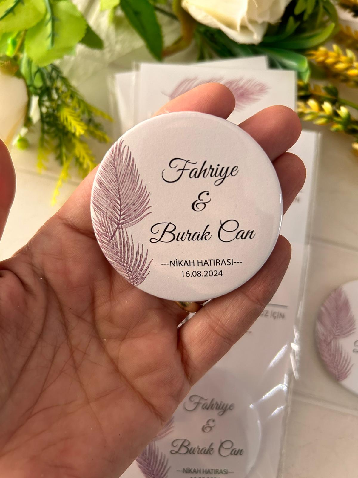 Mor Palmiye Yaprak Temalı Buton  Açacaklı Magnet