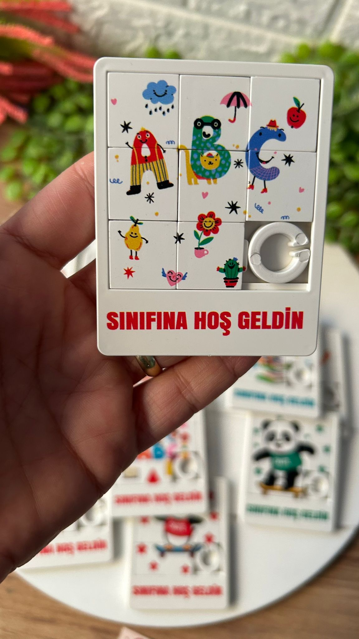 Okul-Öğrenci-Tatil Temalu Puzzle