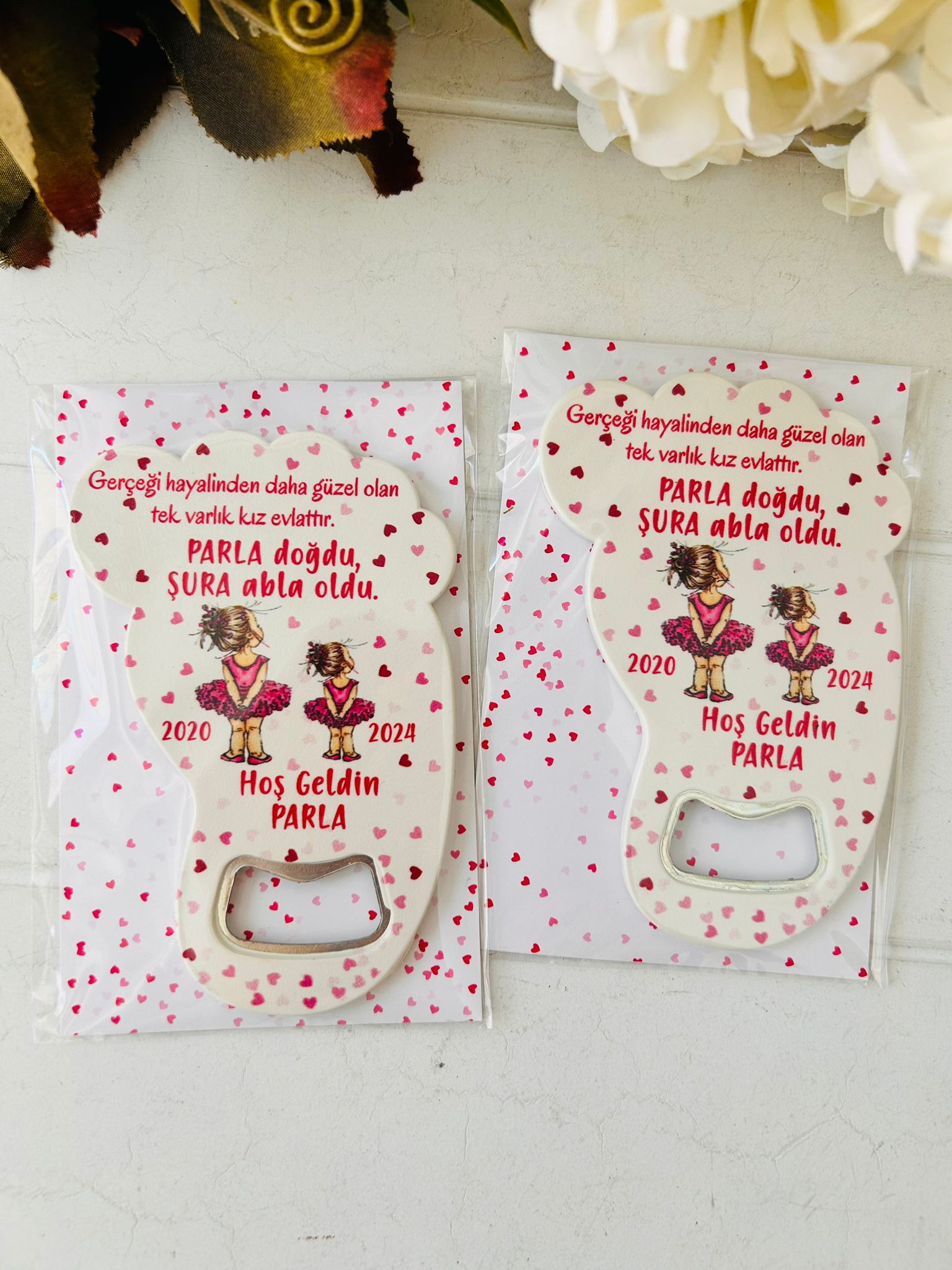 Ayak İzi Açacaklı Magnet  Abla Kardeş