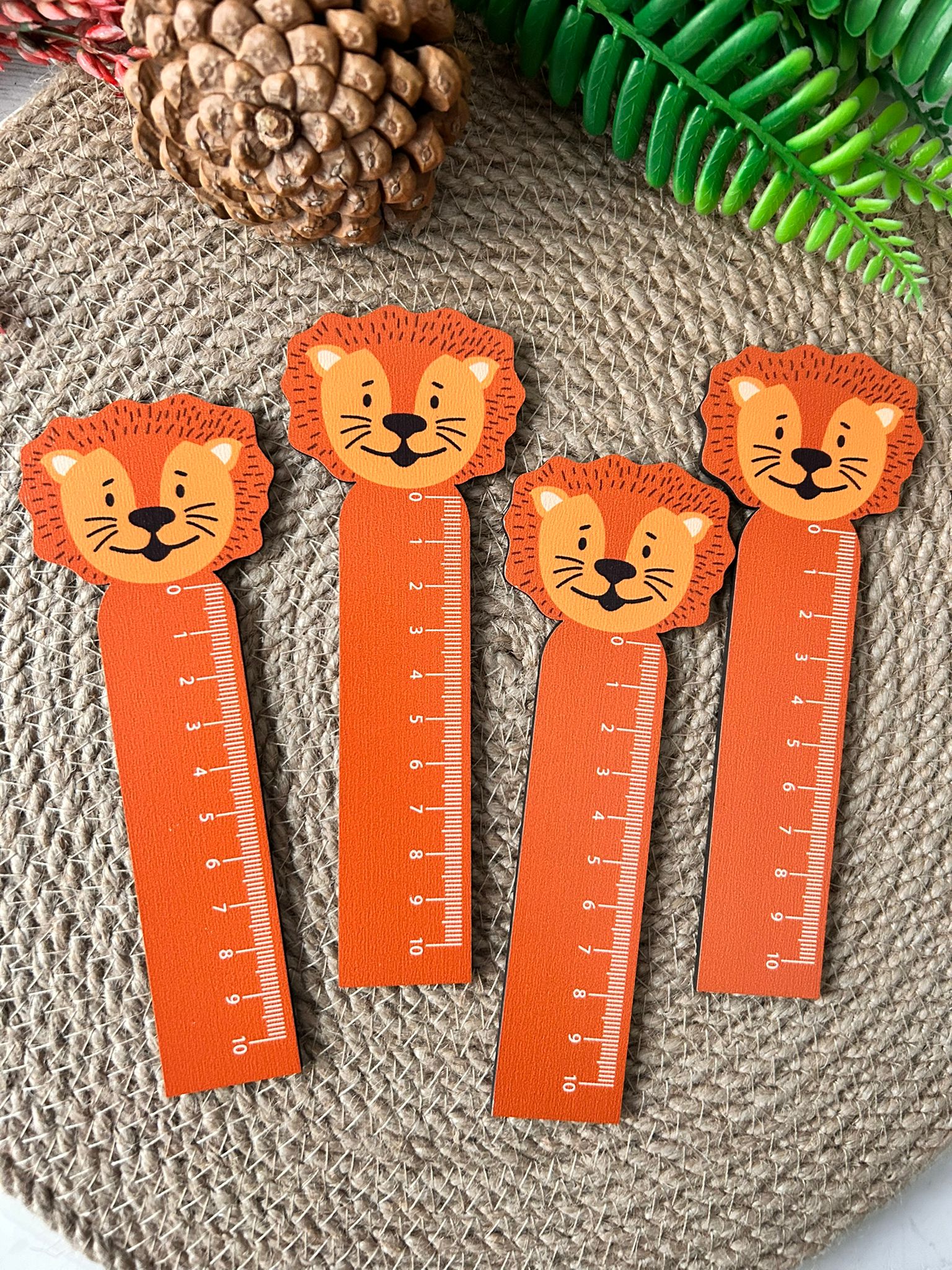 10 cm Ahşap Cetvel Aslan Temalı