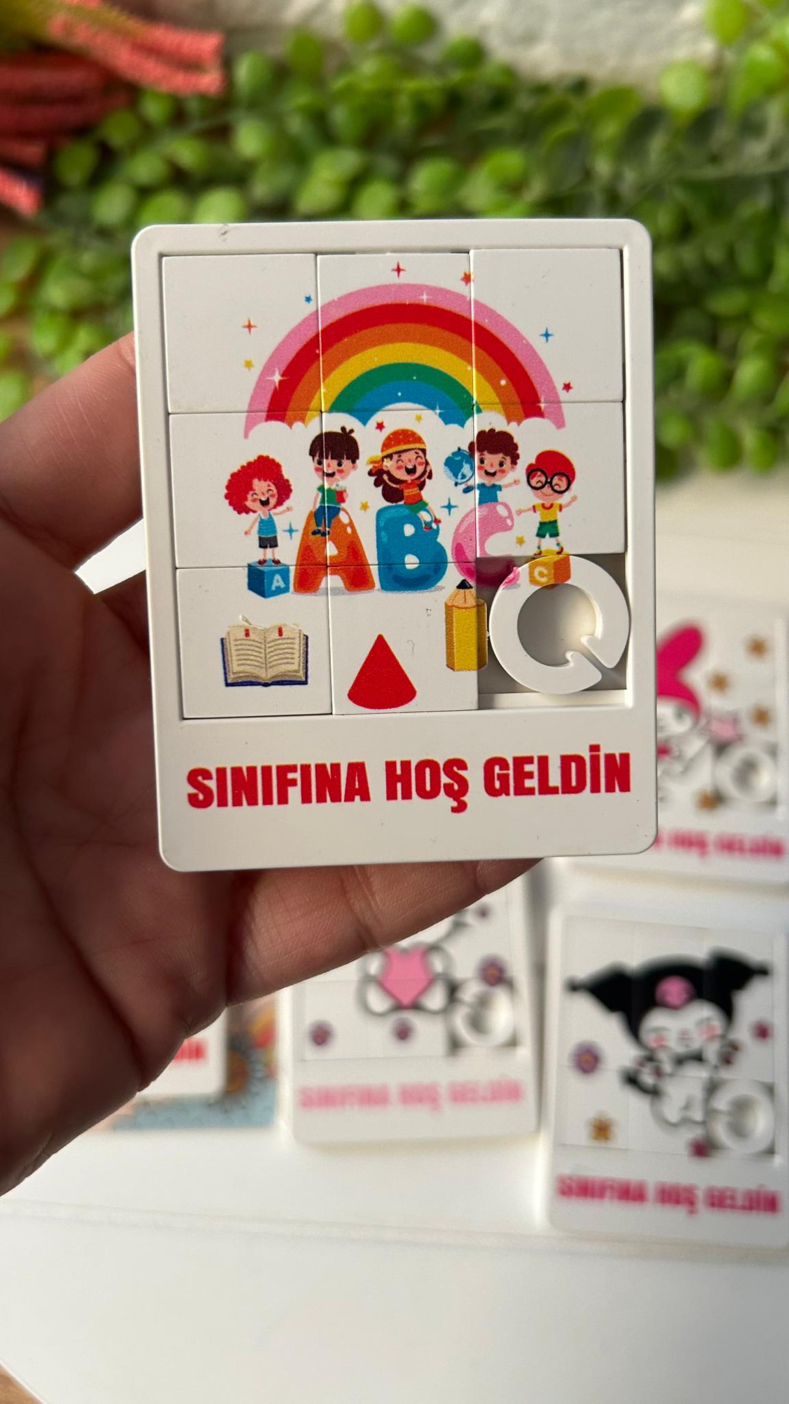 Okul-Öğrenci-Tatil Temalu Puzzle