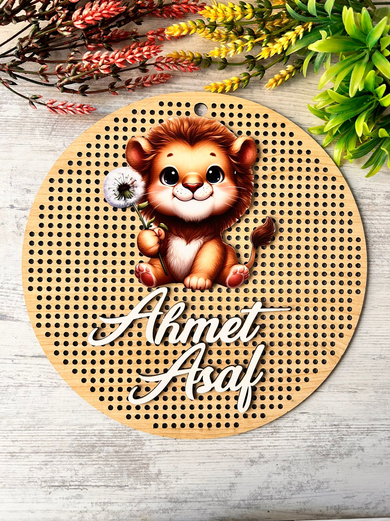 30 cm  Delikli Ahşap Kapı Süsü-Kabartma Desen-Aslan