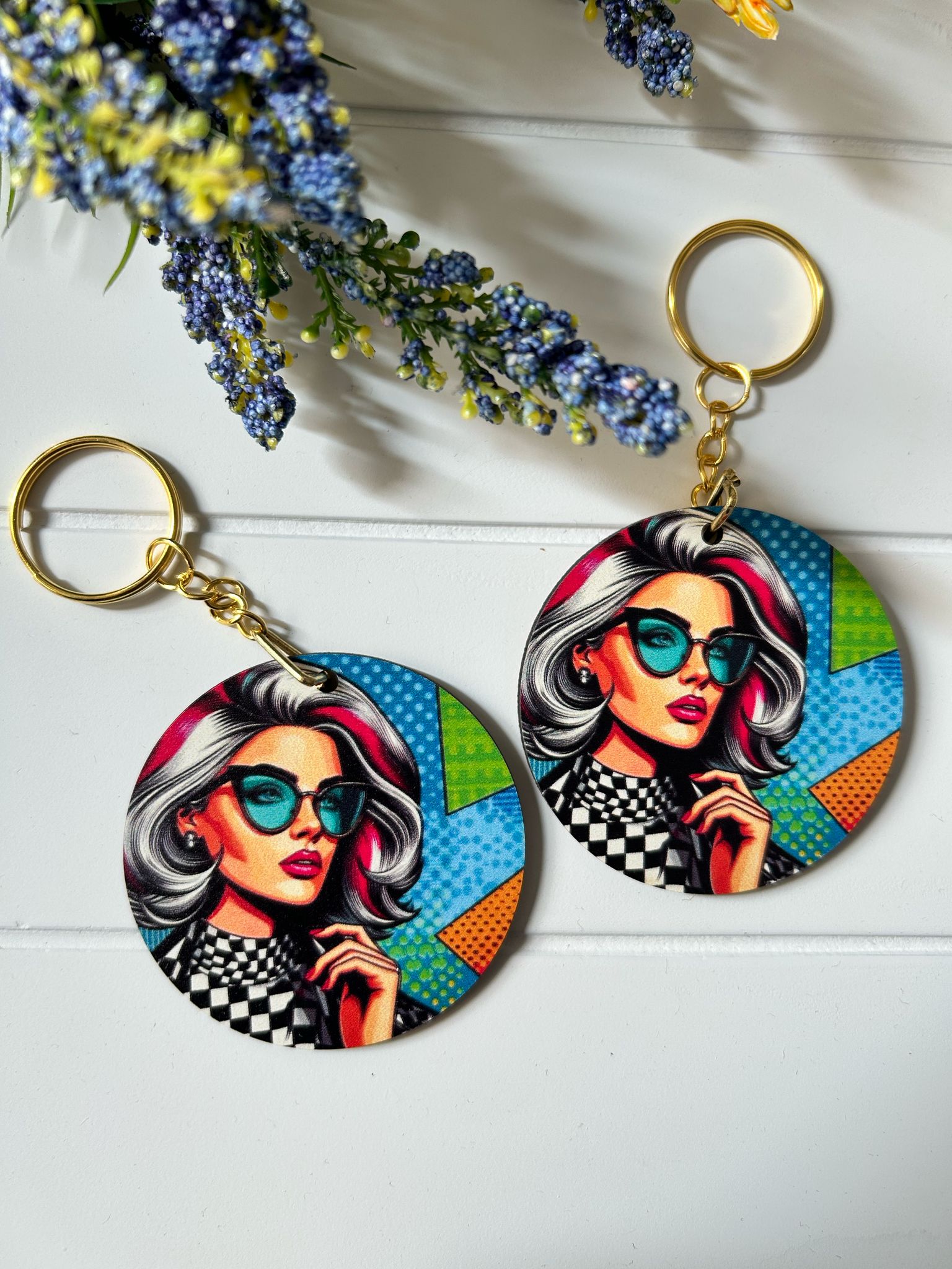 Anne-Kadın-Kız Pop Art  Temalı Ahşap Anahtarlık