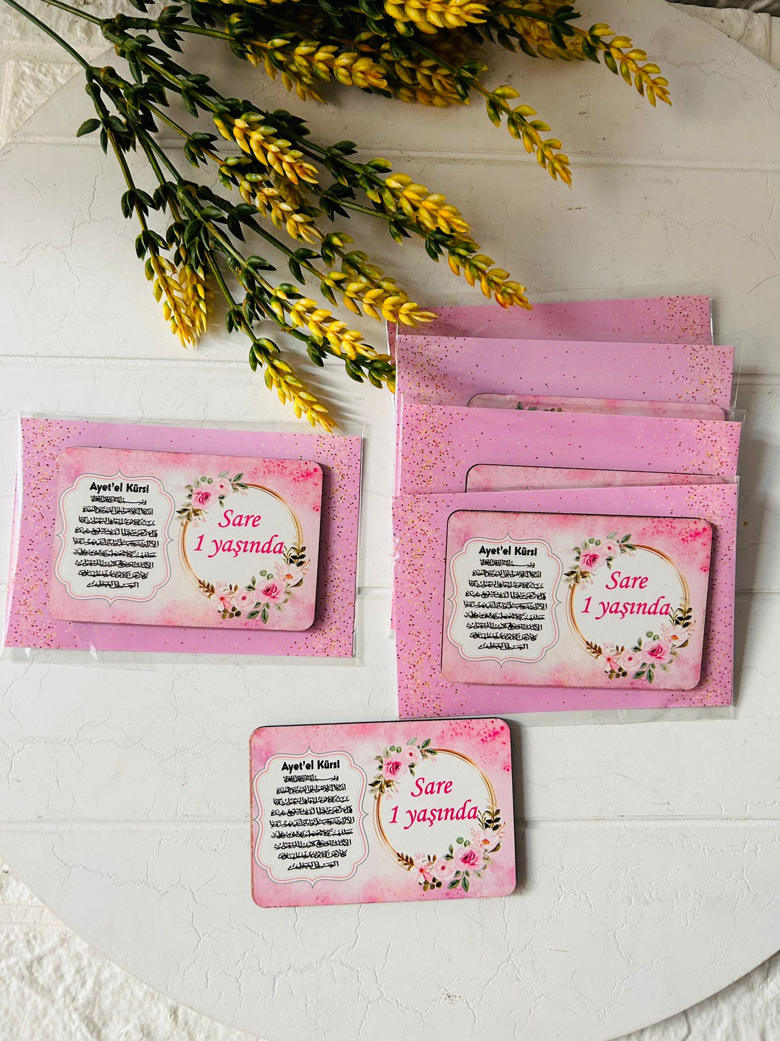 Pembe Çiçekli Dualı,Mevlid Temalı 3 mm Ahşap Magnet