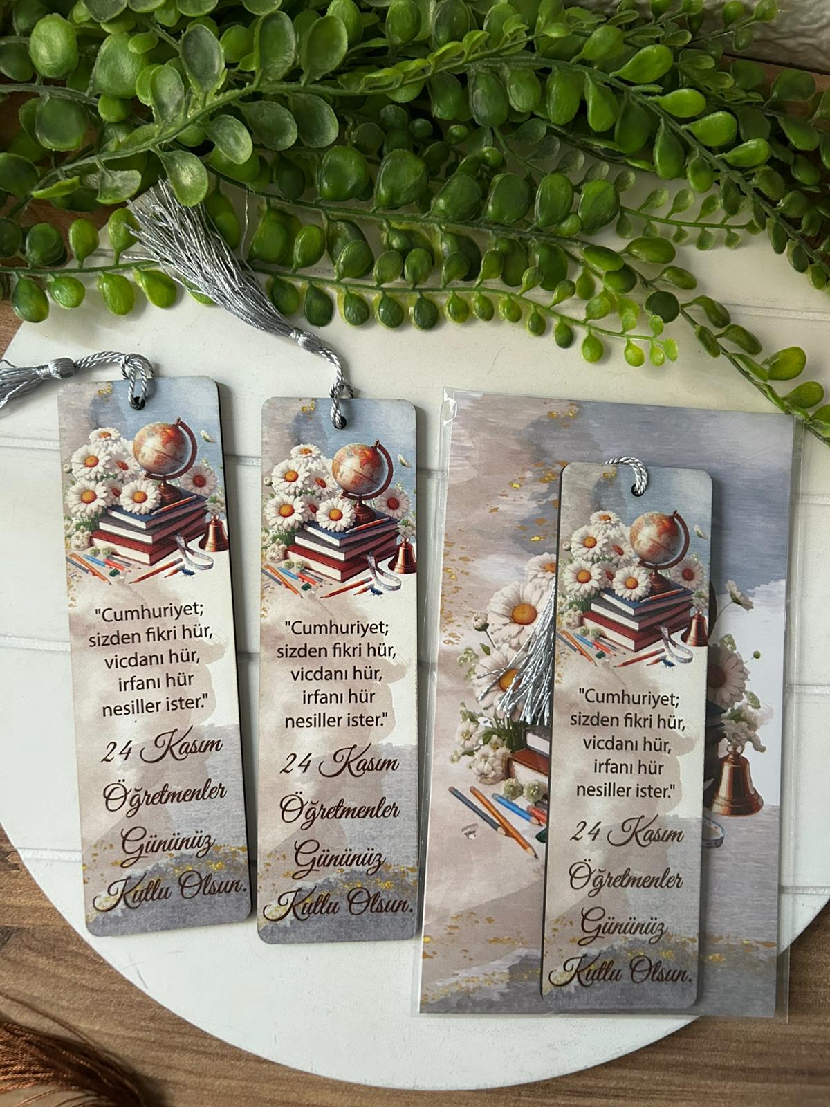 Öğretmenler Günü Ahşap Kitap Ayracı