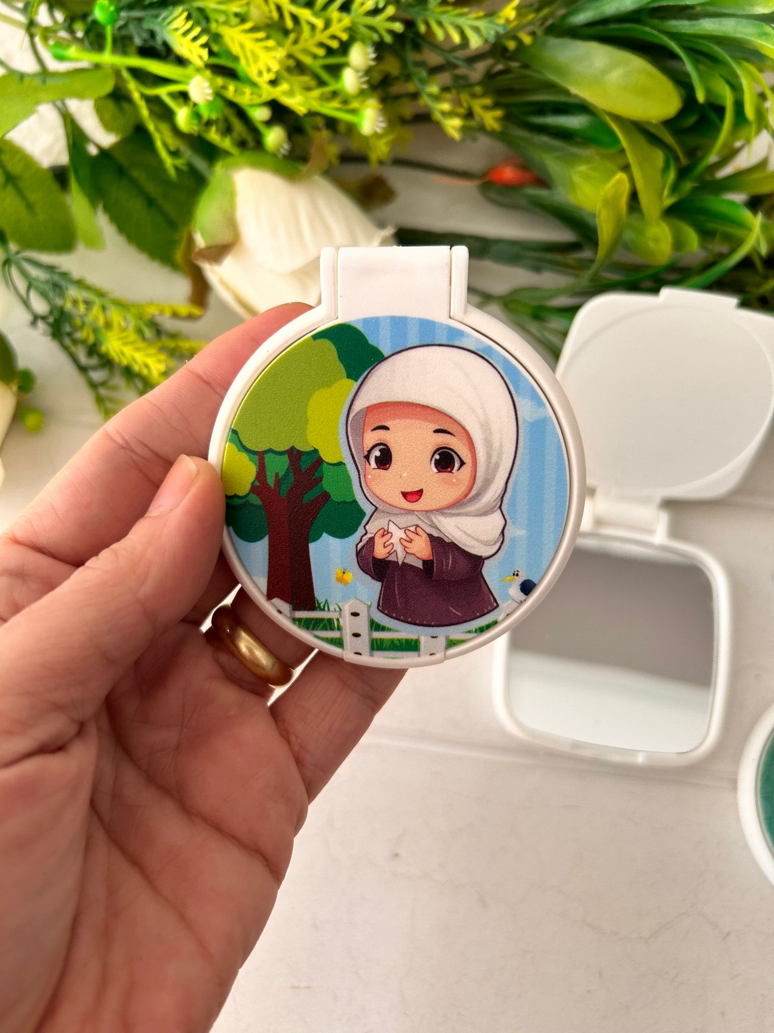 KURAN OKUYORUM TEMALI  YUVARLAK PLEKSİ  AYNA