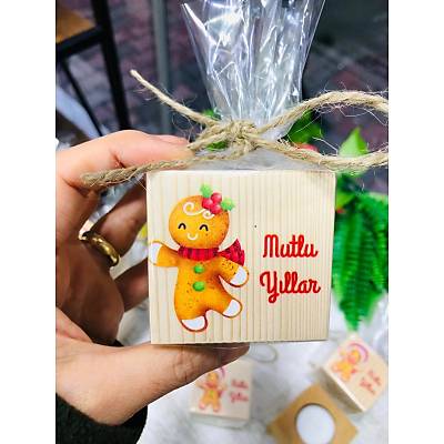 Yeni Yl Temal Kurabiye Adam Mumluk ( Kark Yollanr)