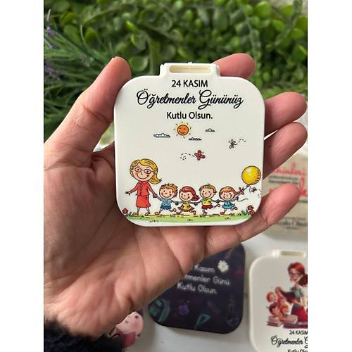 ��retmenler G�n�  Temal� Kare Pleksi Ayna