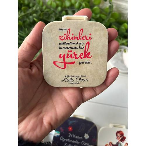 ��retmenler G�n�  Temal� Kare Pleksi Ayna