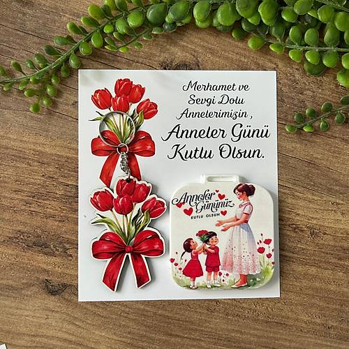 Anneye �zel Anne Yaz�l� Ayna +Anahtarl�k Set