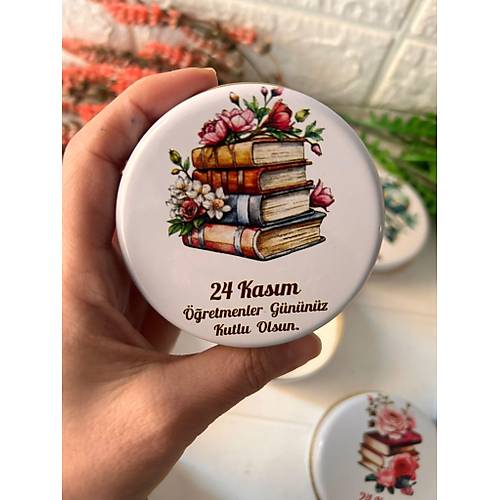 ��retmenler G�n�  Mumlu  Mini Metal Kutu