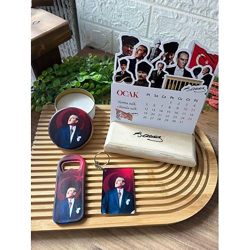 Atat�rk Takvim Set ( Takvim+Mum+Anahtarl�k+Magnet)