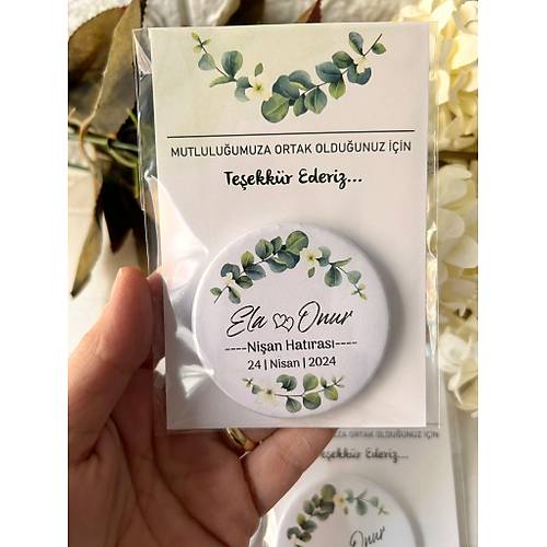 Ye�il �i�ekli  Buton  A�acakl� Magnet