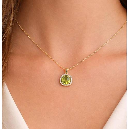 Zultanit Ta�l� Kare Kolye