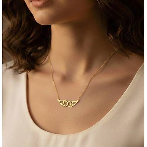 Kanatl� Ba� Harfli Kolye