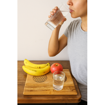 Su canland�r�c�, meyve-sebze canland�r�c�. Hem s�rahi ayn� anda bardak i�in