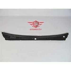 Isuzu TFR Silecek Ba�lant� Paneli Plastik