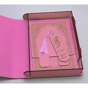 Kiiye zel Ahap Rahleli Kuran Kutusu, Pembe