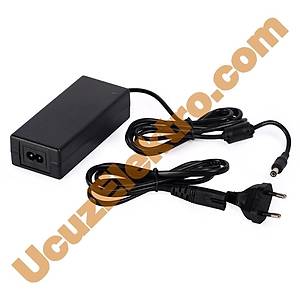 12 Volt 3 Amper Adapt�r