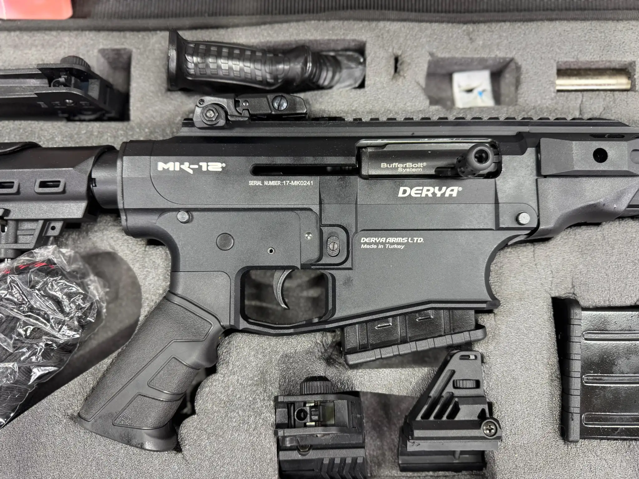 2.EL / Derya MK-12 Siyah Otomatik Av Tüfeği