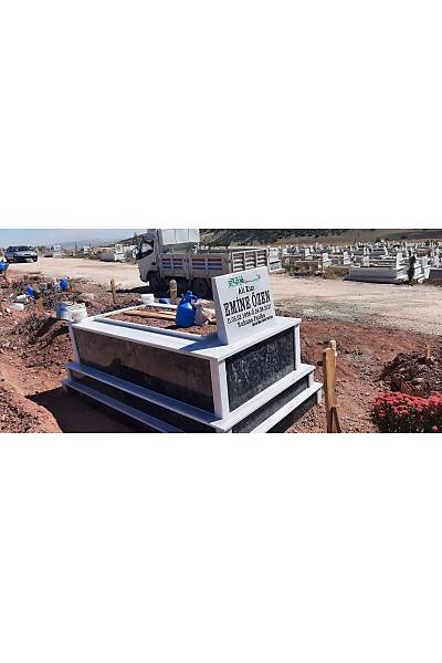 ift Tabanl Siyah Beyaz Mermer Mezar