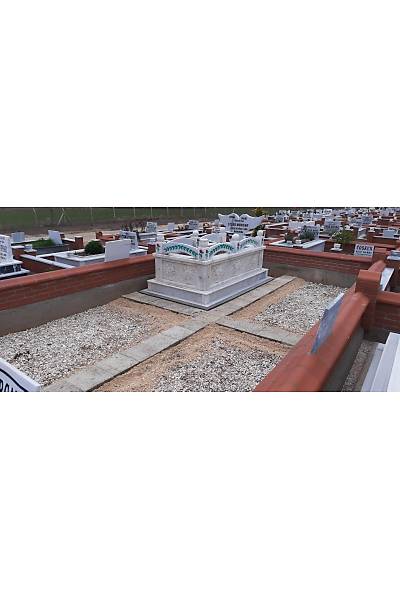 Rölyef İşlemeli Afyon Beyaz Mermer Mezar