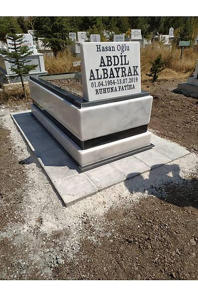 Afyon Beyaz ve Siyah Granit 5lik Mezar