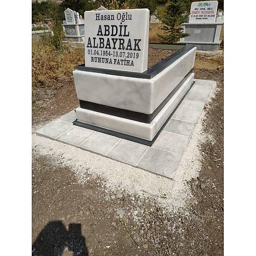 Afyon Beyaz ve Siyah Granit 5lik Mezar