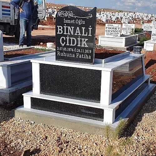 Siyah Beyaz Granit Mezar
