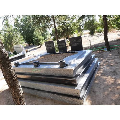 2 Kiilik Gri Siyah Granit Kademeli Mezar