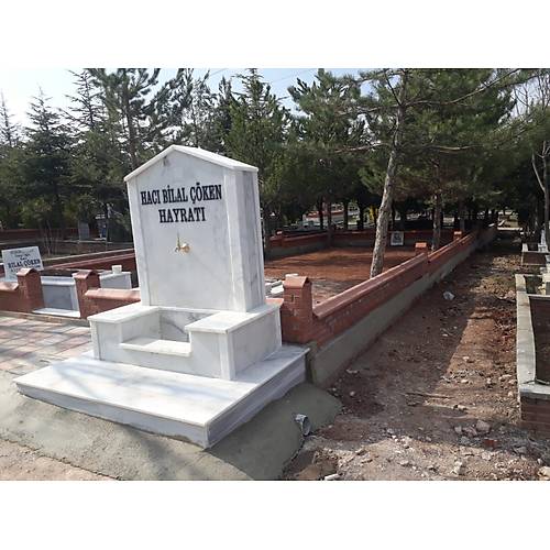 Beyaz mermerden Hayrat eme Yapm